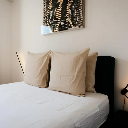 The Edgewater - Park View Апартаменты *