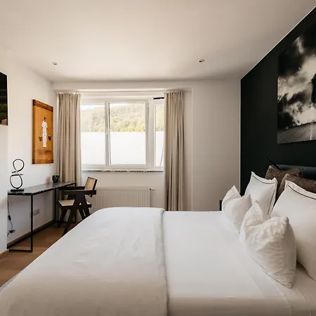 The Edgewater - Park View Ναμούρ